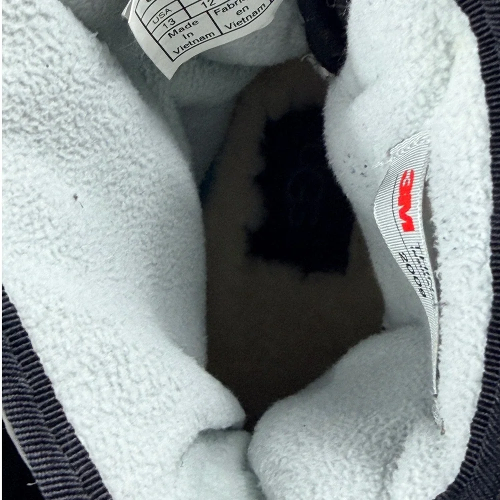 UGG Butte II CWR‎ Kids Black Grey Winter Snow Boots 1122371K Size 13 Insulated